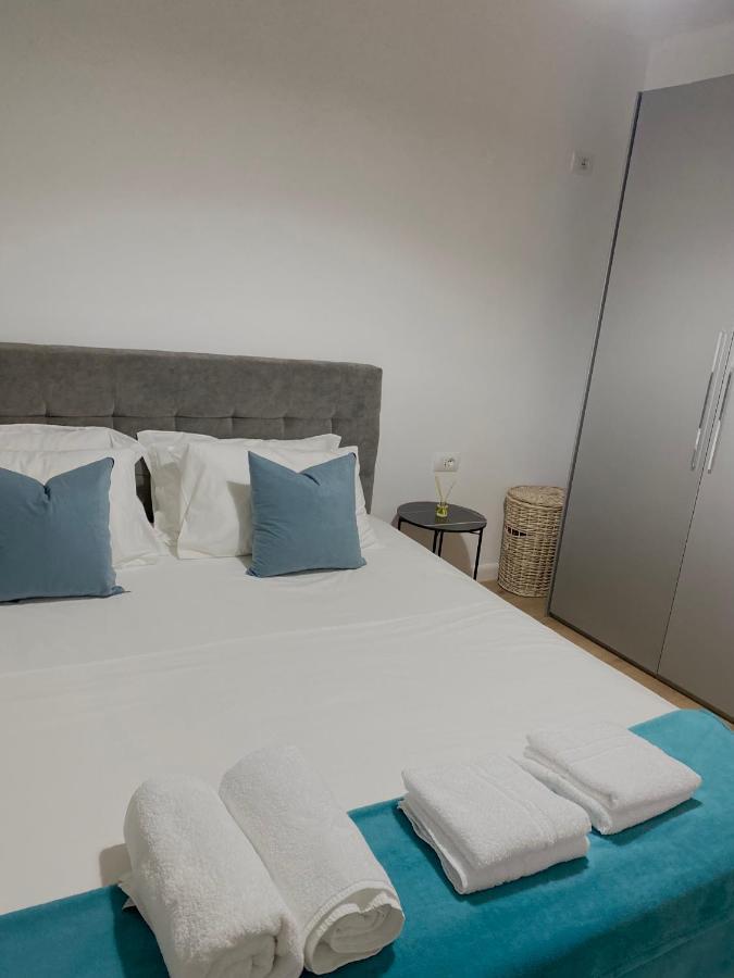 Jolie Center Apartment Tiranë Eksteriør bilde